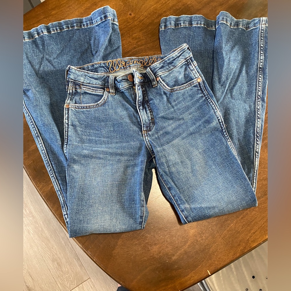 Wrangler Trumpet Flare Size 25/32